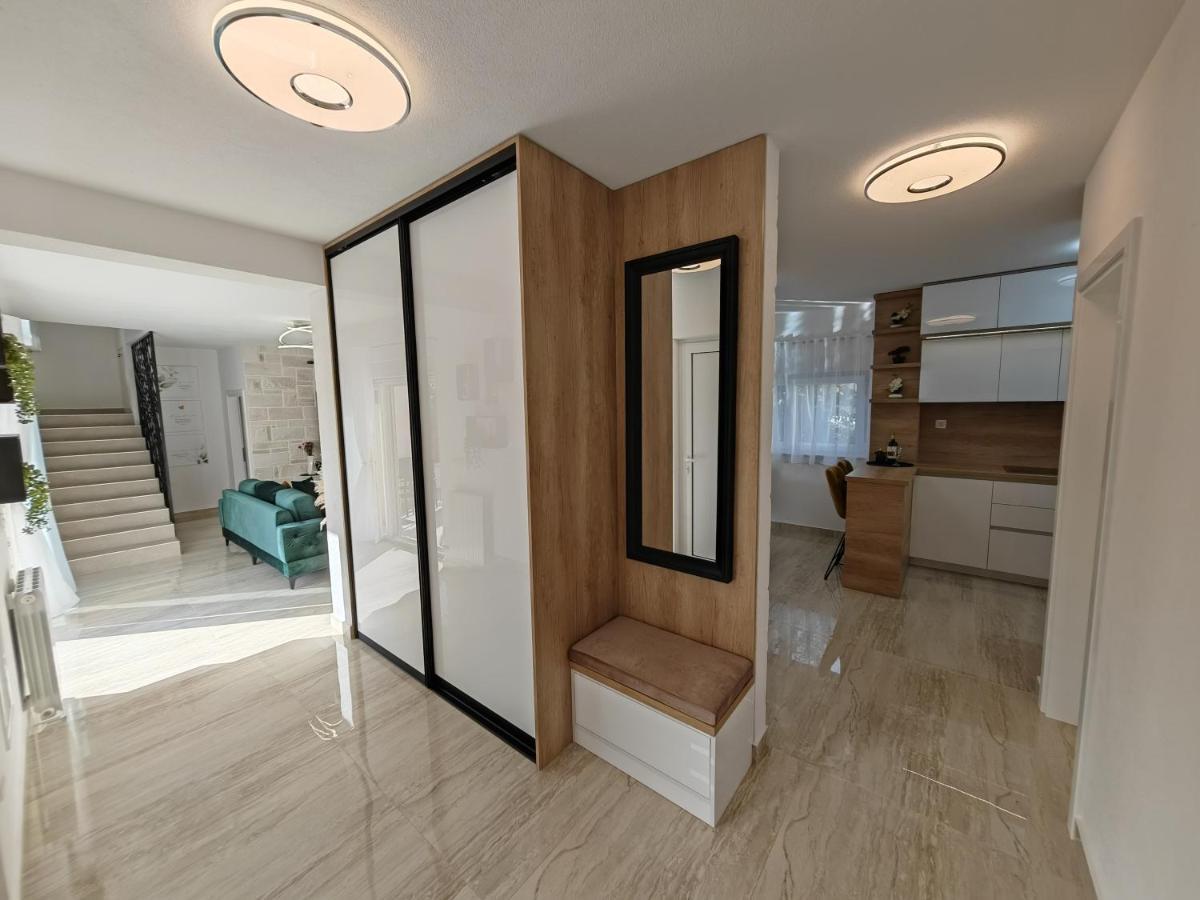Vila Luxury Nikoma With Heated Pool And Whirlpool *
