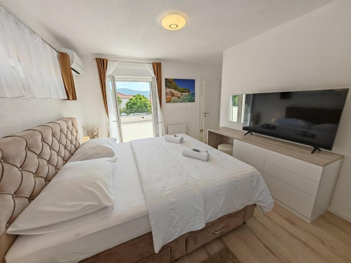 Luxury Nikoma With Heated Pool And Whirlpool Dicmo